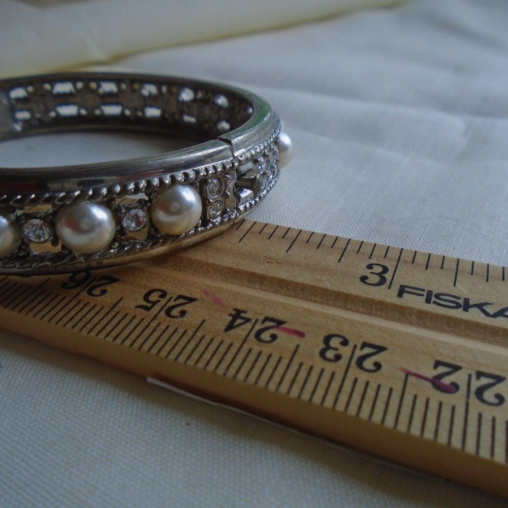 Signed Silvertone Hinged Bangle Bracelet - image 4
